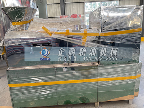 小型榨油機(jī)